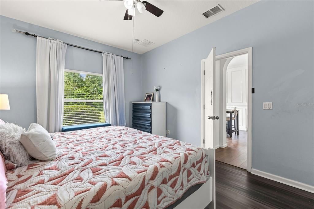 For Sale: $374,999 (4 beds, 2 baths, 1730 Square Feet)