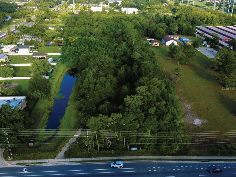 待售: $1,450,000 (3.05 acres)