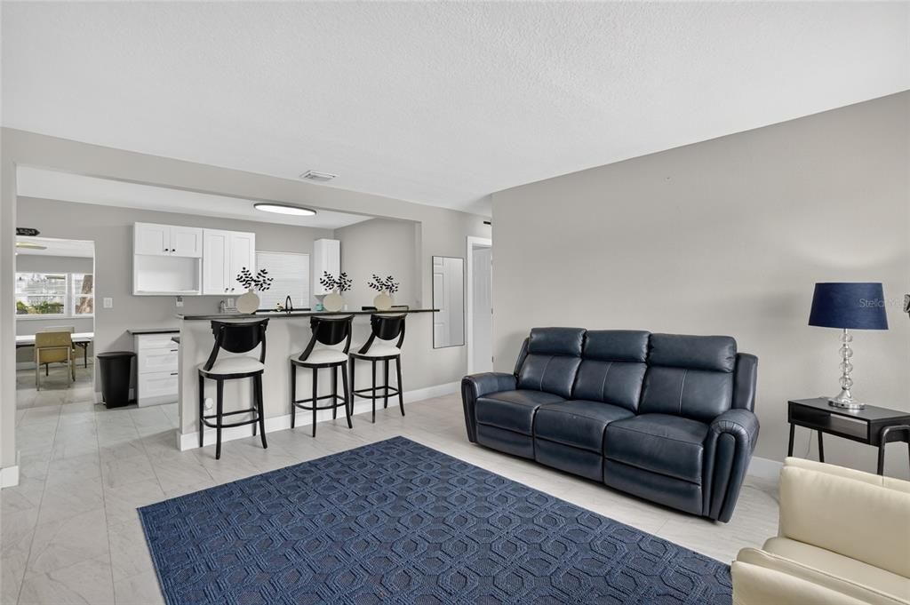 For Sale: $399,999 (3 beds, 2 baths, 1610 Square Feet)
