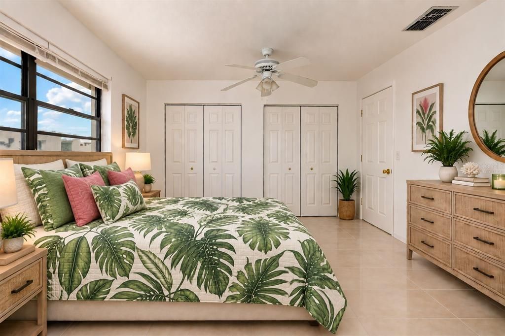 For Sale: $89,900 (1 beds, 1 baths, 840 Square Feet)