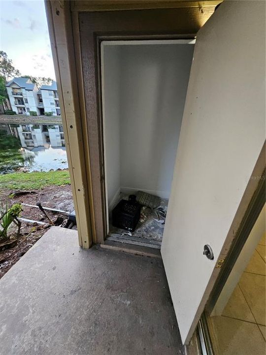 For Rent: $1,100 (1 beds, 1 baths, 660 Square Feet)