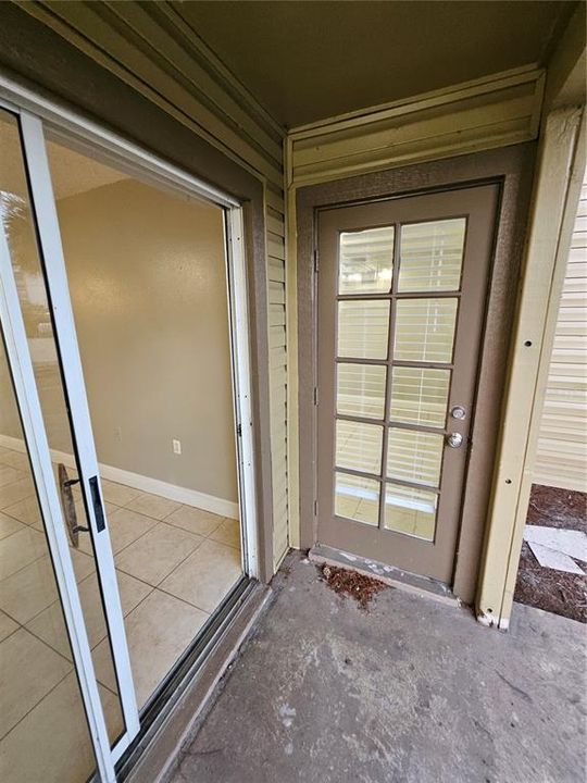 For Rent: $1,100 (1 beds, 1 baths, 660 Square Feet)