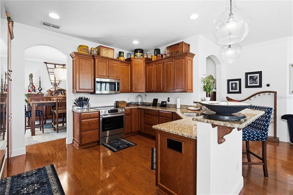 For Sale: $869,900 (4 beds, 3 baths, 2569 Square Feet)