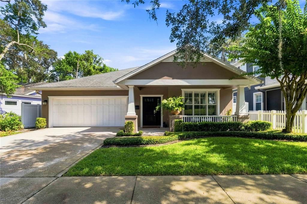 For Sale: $869,900 (4 beds, 3 baths, 2569 Square Feet)