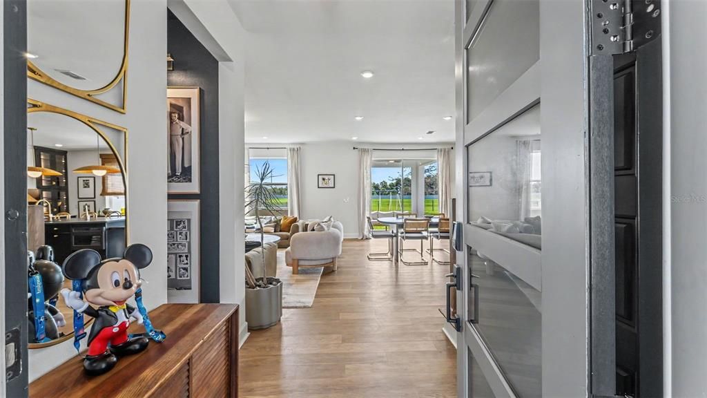 En Venta: $425,000 (4 camas, 3 baños, 2396 Pies cuadrados)