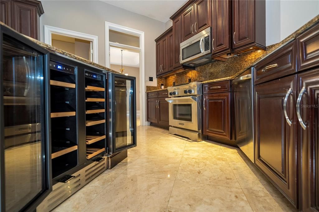 For Sale: $1,220,000 (5 beds, 4 baths, 3603 Square Feet)