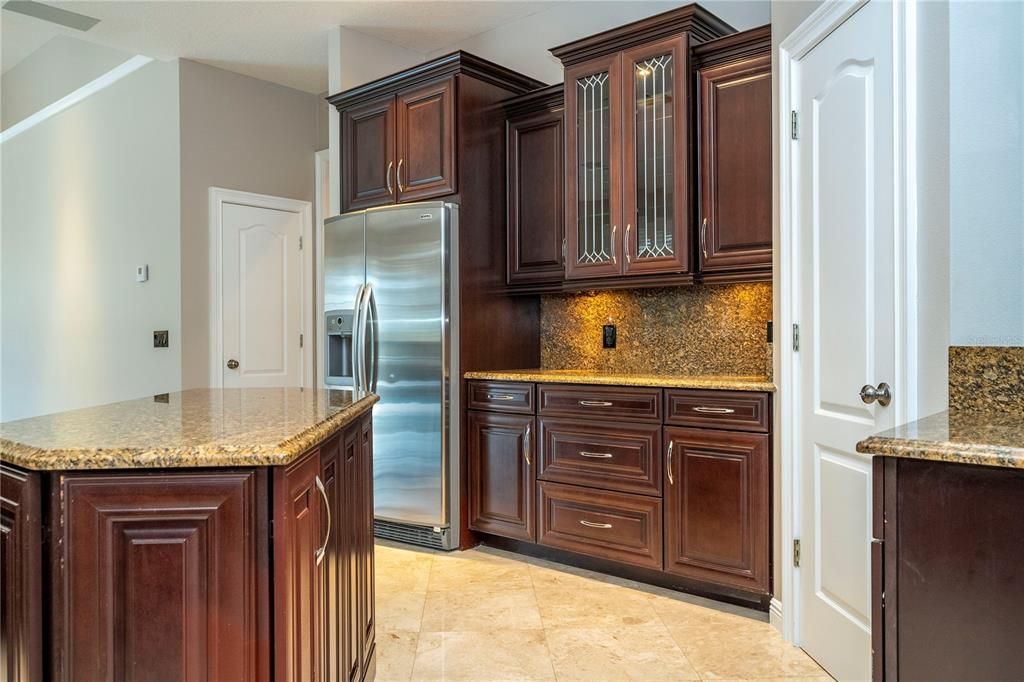 For Sale: $1,220,000 (5 beds, 4 baths, 3603 Square Feet)