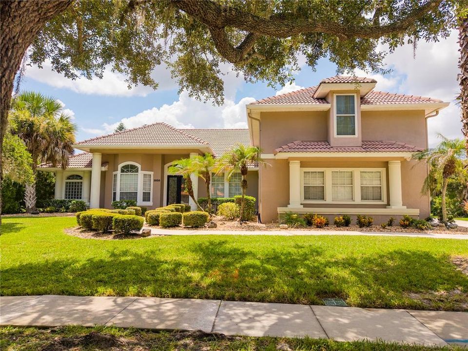 For Sale: $1,220,000 (5 beds, 4 baths, 3603 Square Feet)