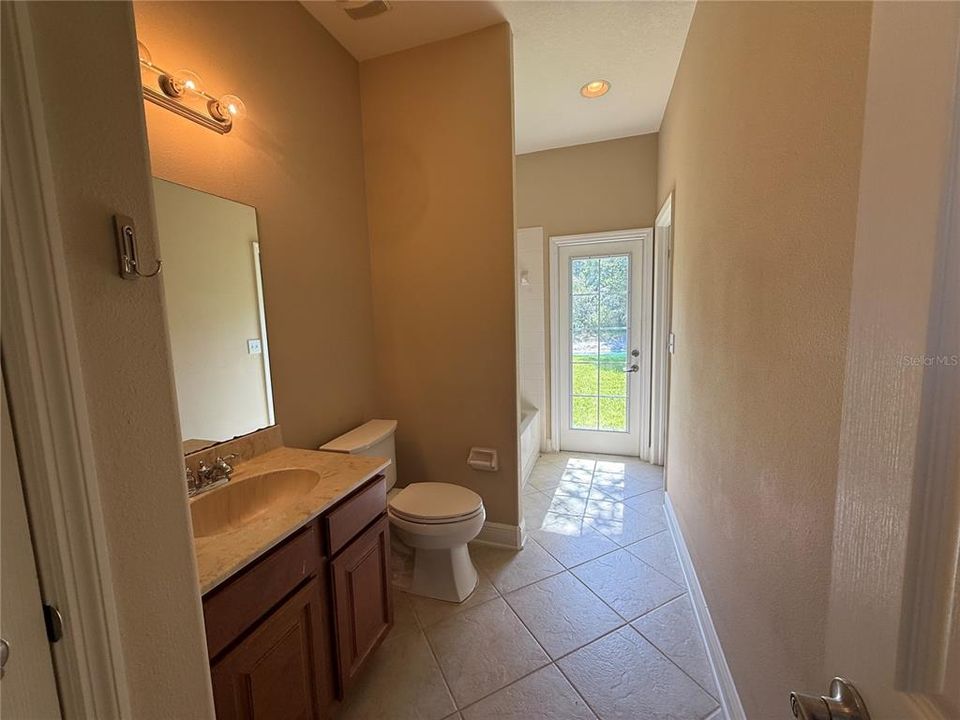 For Rent: $3,150 (5 beds, 3 baths, 3530 Square Feet)