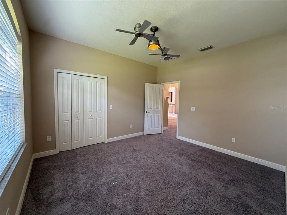 For Rent: $3,150 (5 beds, 3 baths, 3530 Square Feet)