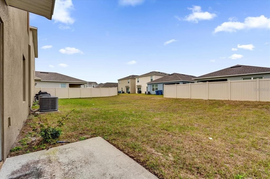 For Rent: $2,400 (5 beds, 3 baths, 2522 Square Feet)