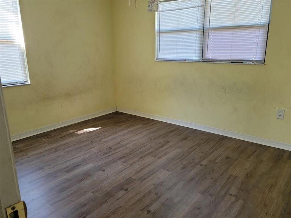 En Venta: $242,500 (3 camas, 2 baños, 1269 Pies cuadrados)
