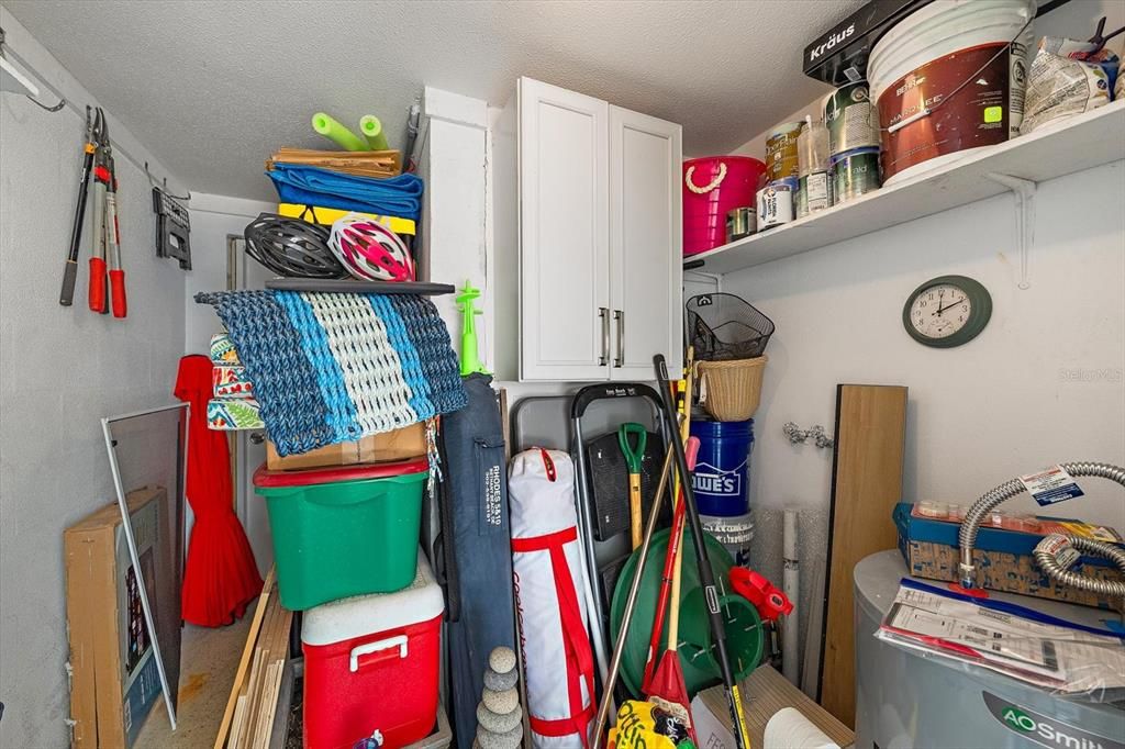 For Sale: $450,000 (2 beds, 2 baths, 1327 Square Feet)