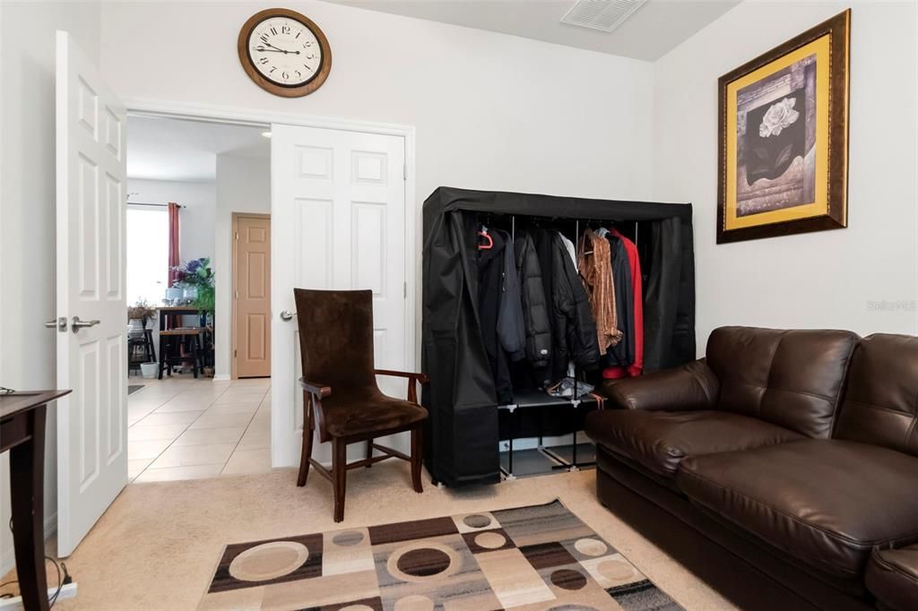 На продажу: $479,997 (5 спален, 2 ванн, 2297 Квадратных фут)