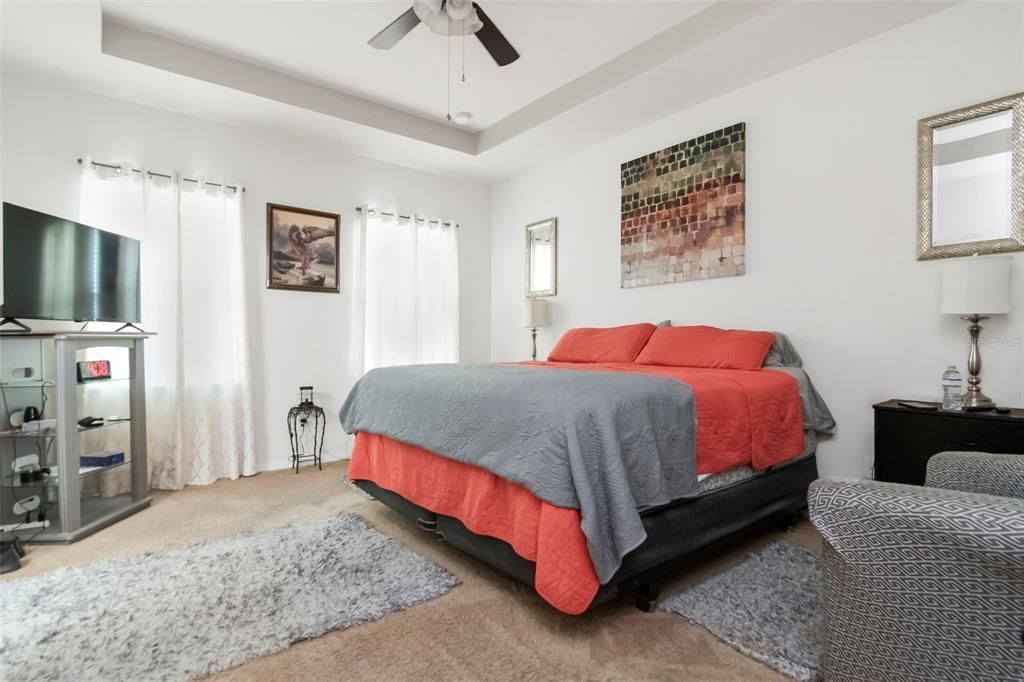 На продажу: $479,997 (5 спален, 2 ванн, 2297 Квадратных фут)