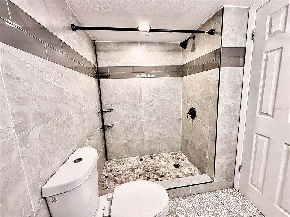 For Rent: $1,175 (1 beds, 1 baths, 496 Square Feet)