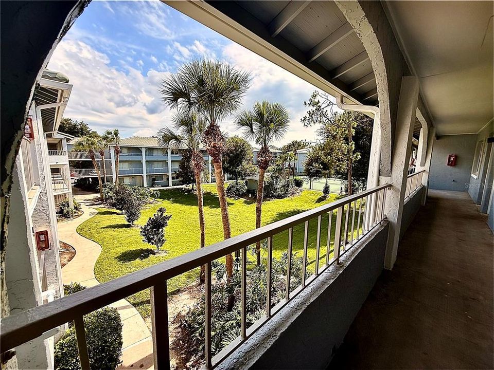 For Rent: $1,175 (1 beds, 1 baths, 496 Square Feet)