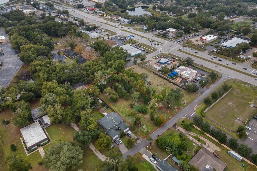 待售: $299,000 (0.86 acres)