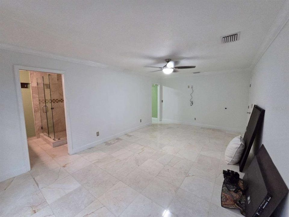 For Rent: $5,350 (3 beds, 2 baths, 2065 Square Feet)