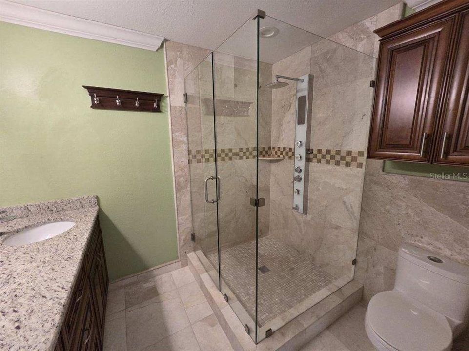 For Rent: $5,350 (3 beds, 2 baths, 2065 Square Feet)