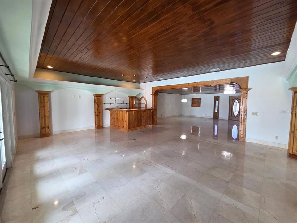 For Rent: $5,350 (3 beds, 2 baths, 2065 Square Feet)