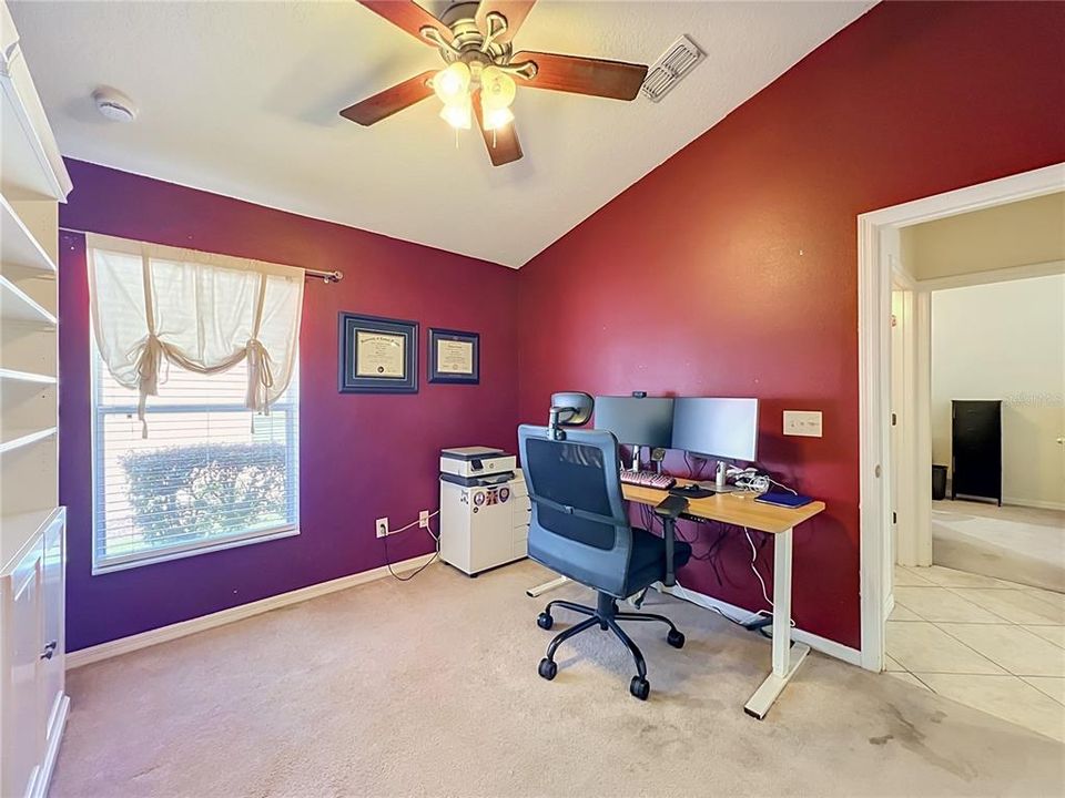 For Sale: $330,000 (3 beds, 2 baths, 1728 Square Feet)