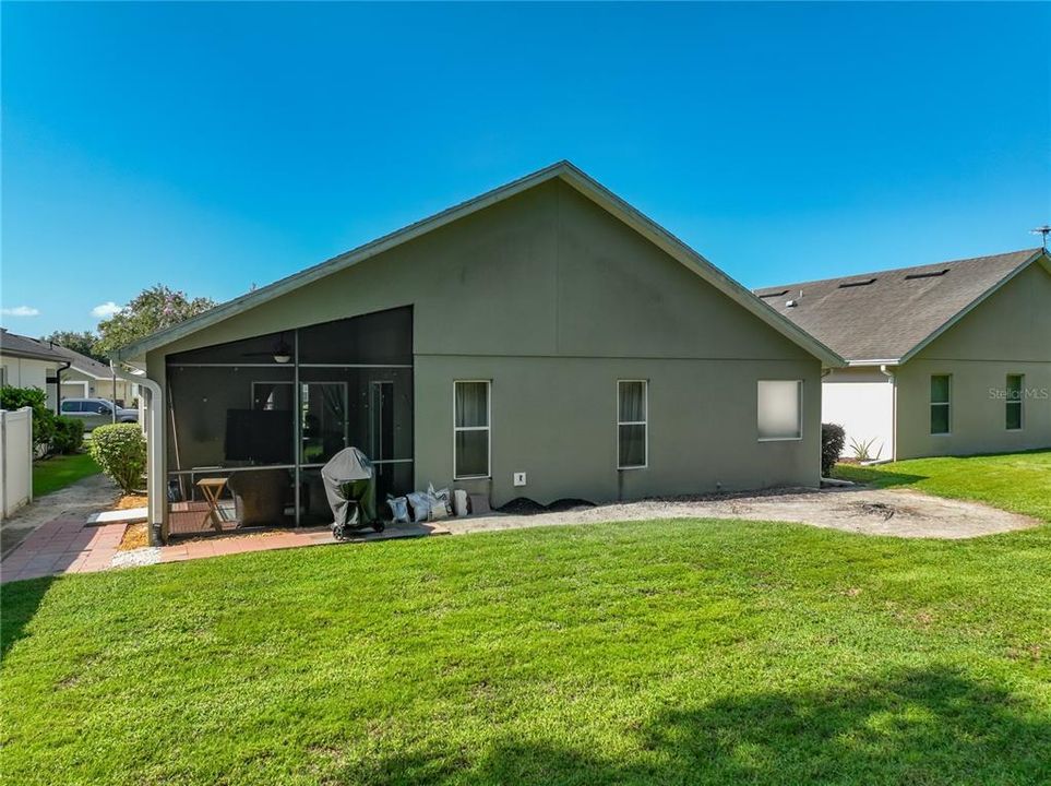 For Sale: $330,000 (3 beds, 2 baths, 1728 Square Feet)