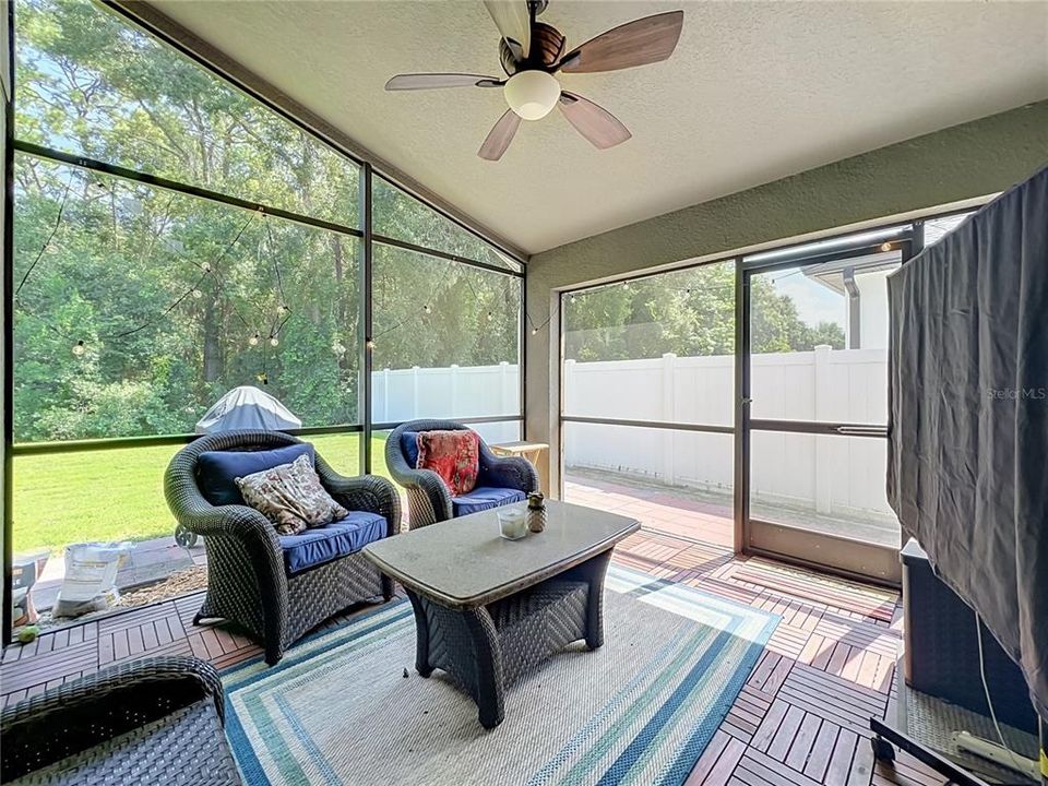 For Sale: $330,000 (3 beds, 2 baths, 1728 Square Feet)