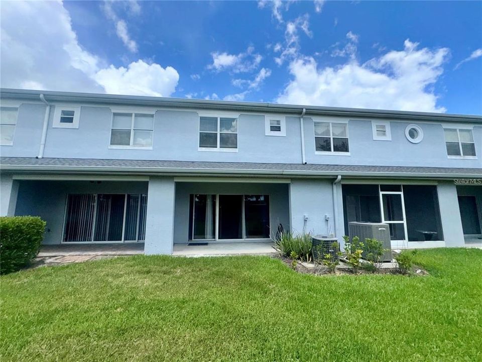 For Rent: $1,995 (2 beds, 2 baths, 1202 Square Feet)