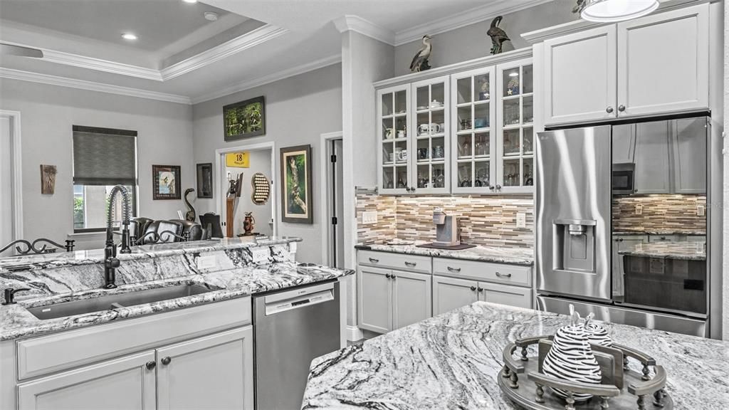 For Sale: $559,000 (2 beds, 2 baths, 1693 Square Feet)