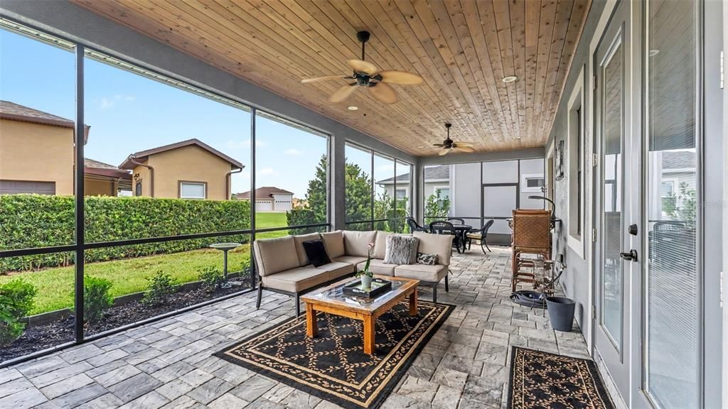 For Sale: $559,000 (2 beds, 2 baths, 1693 Square Feet)