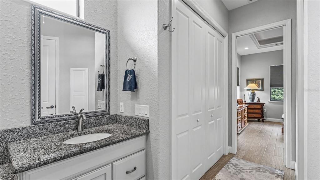 For Sale: $559,000 (2 beds, 2 baths, 1693 Square Feet)