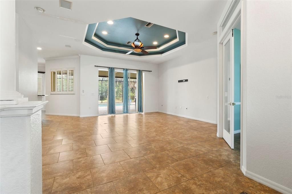 For Rent: $2,700 (3 beds, 2 baths, 2425 Square Feet)