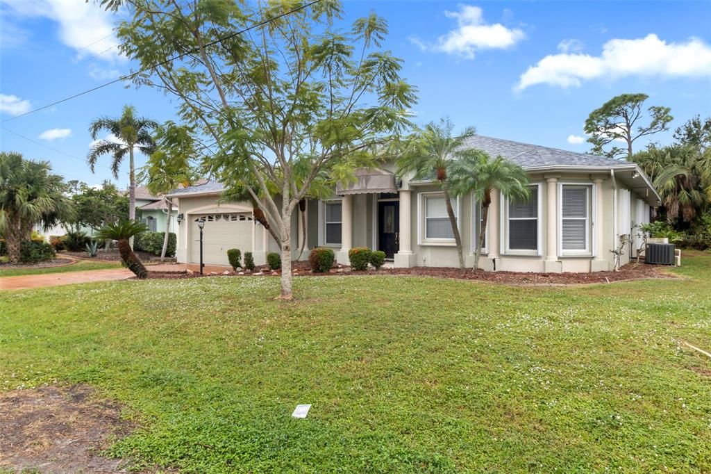 For Rent: $2,700 (3 beds, 2 baths, 2425 Square Feet)
