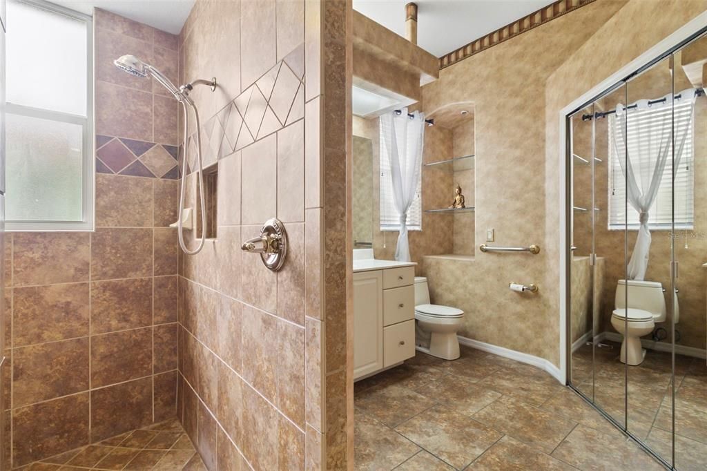 For Rent: $2,700 (3 beds, 2 baths, 2425 Square Feet)