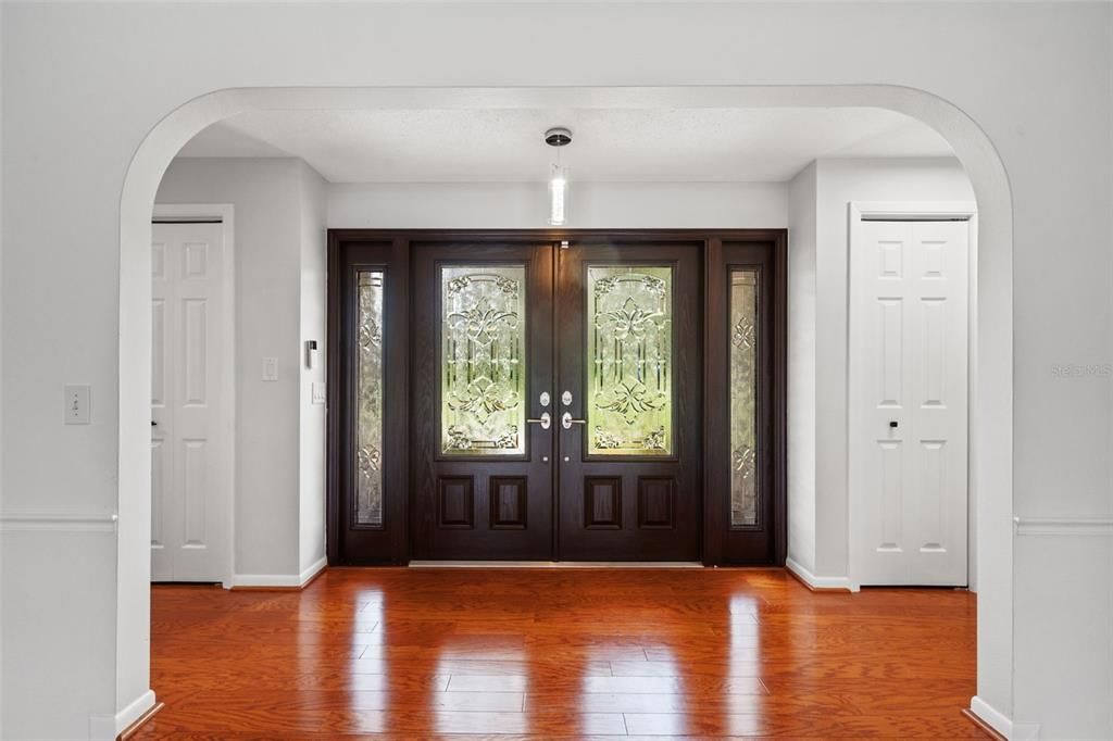 For Sale: $630,000 (3 beds, 2 baths, 1884 Square Feet)