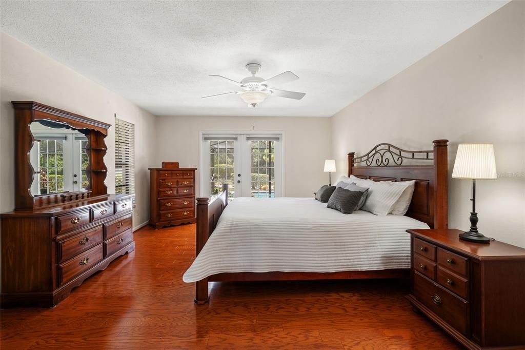 For Sale: $630,000 (3 beds, 2 baths, 1884 Square Feet)