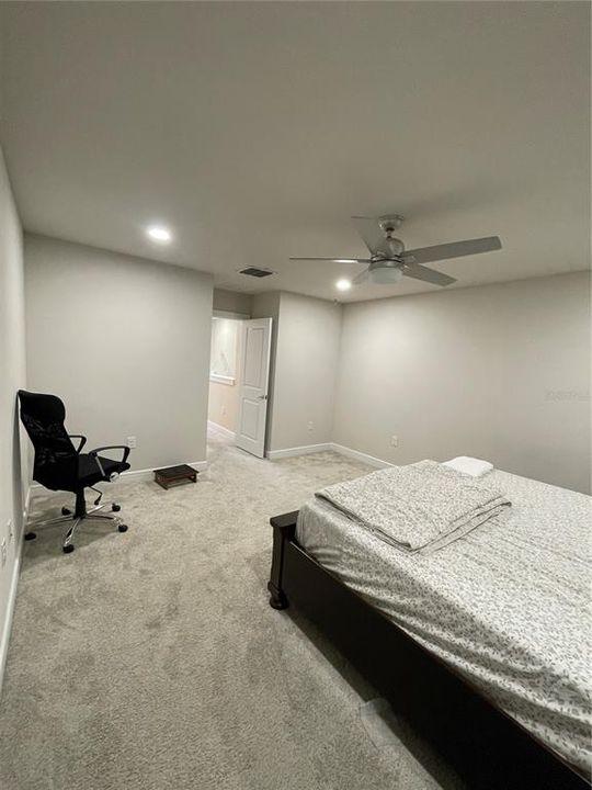 For Rent: $2,800 (4 beds, 3 baths, 2207 Square Feet)