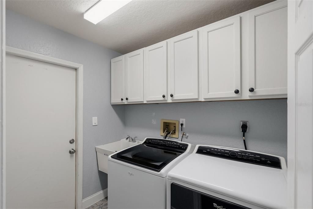 En Venta: $445,000 (3 camas, 2 baños, 1807 Pies cuadrados)