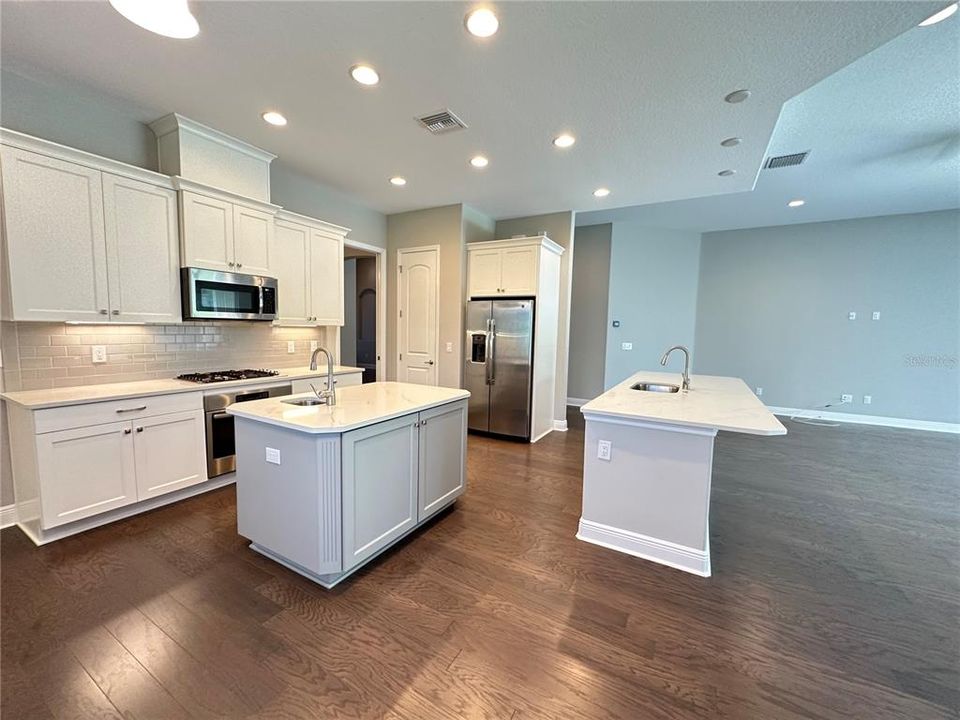 For Rent: $4,000 (4 beds, 3 baths, 2628 Square Feet)