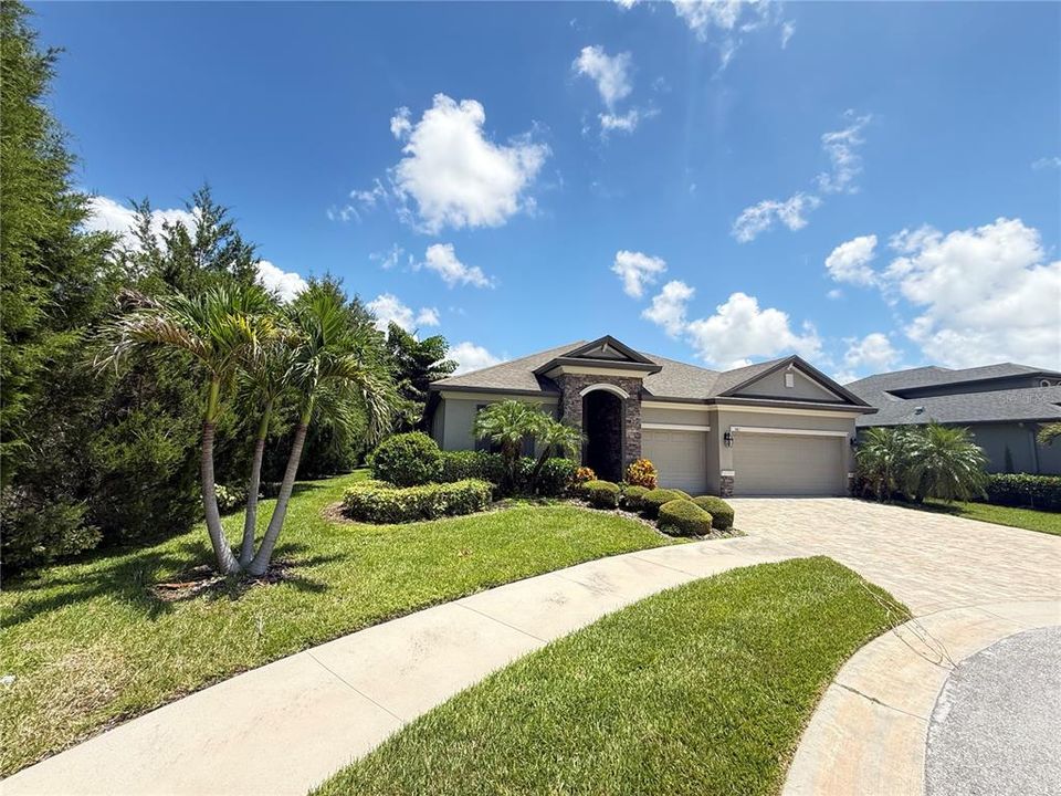 For Rent: $4,000 (4 beds, 3 baths, 2628 Square Feet)