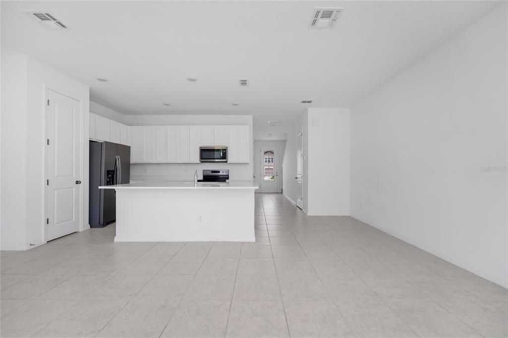For Sale: $296,000 (3 beds, 2 baths, 1624 Square Feet)