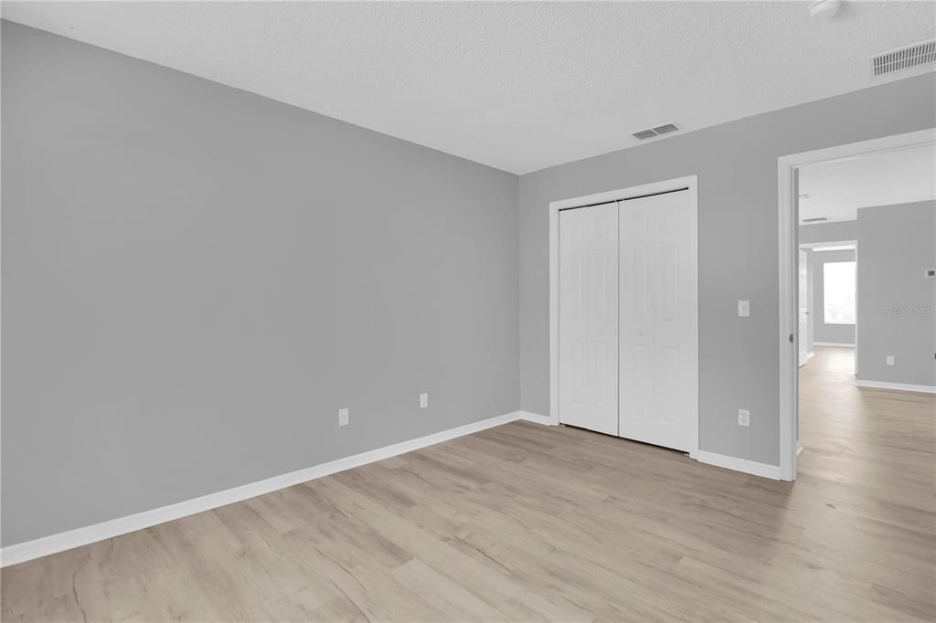 For Rent: $2,300 (3 beds, 2 baths, 1889 Square Feet)