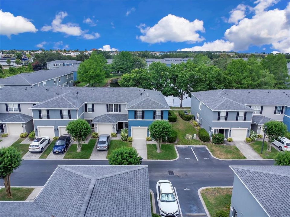 For Rent: $2,300 (3 beds, 2 baths, 1889 Square Feet)