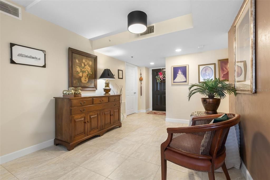 For Sale: $445,000 (2 beds, 2 baths, 1745 Square Feet)