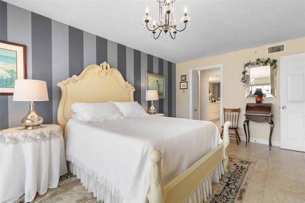 For Sale: $445,000 (2 beds, 2 baths, 1745 Square Feet)