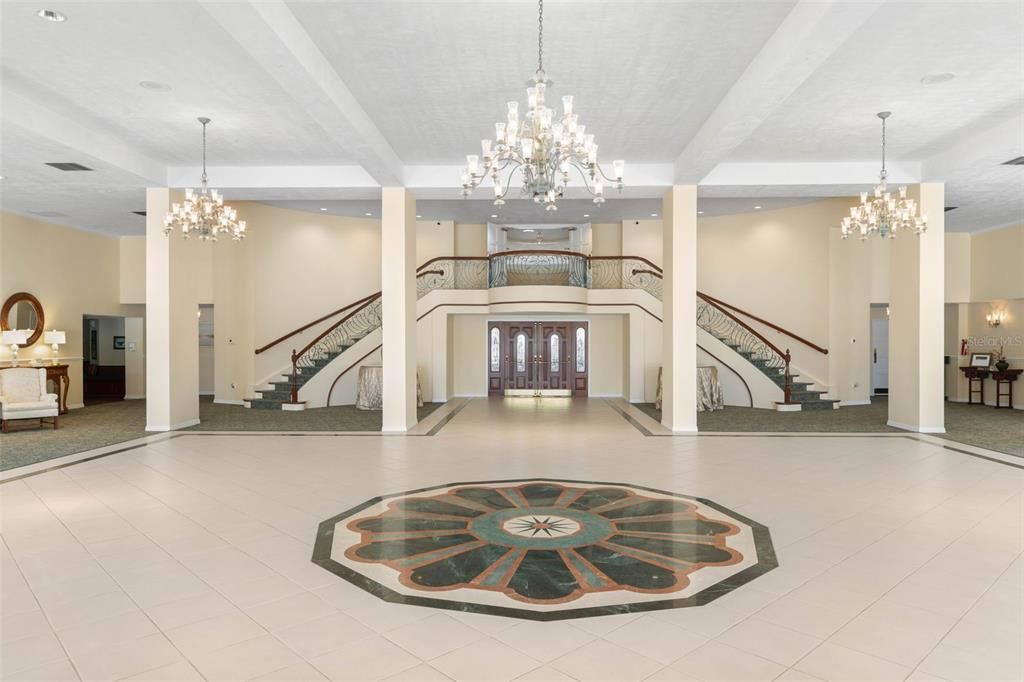 For Sale: $445,000 (2 beds, 2 baths, 1745 Square Feet)