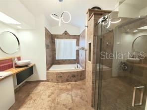 В аренду: $2,300 (4 спален, 2 ванн, 2208 Квадратных фут)