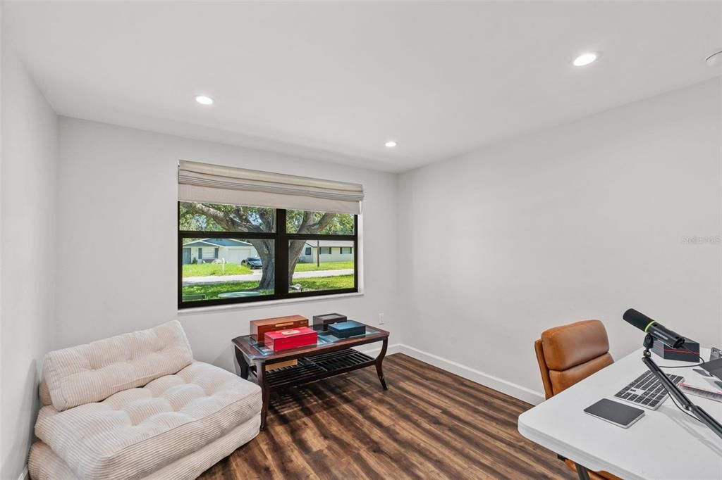 For Sale: $530,000 (3 beds, 2 baths, 1580 Square Feet)