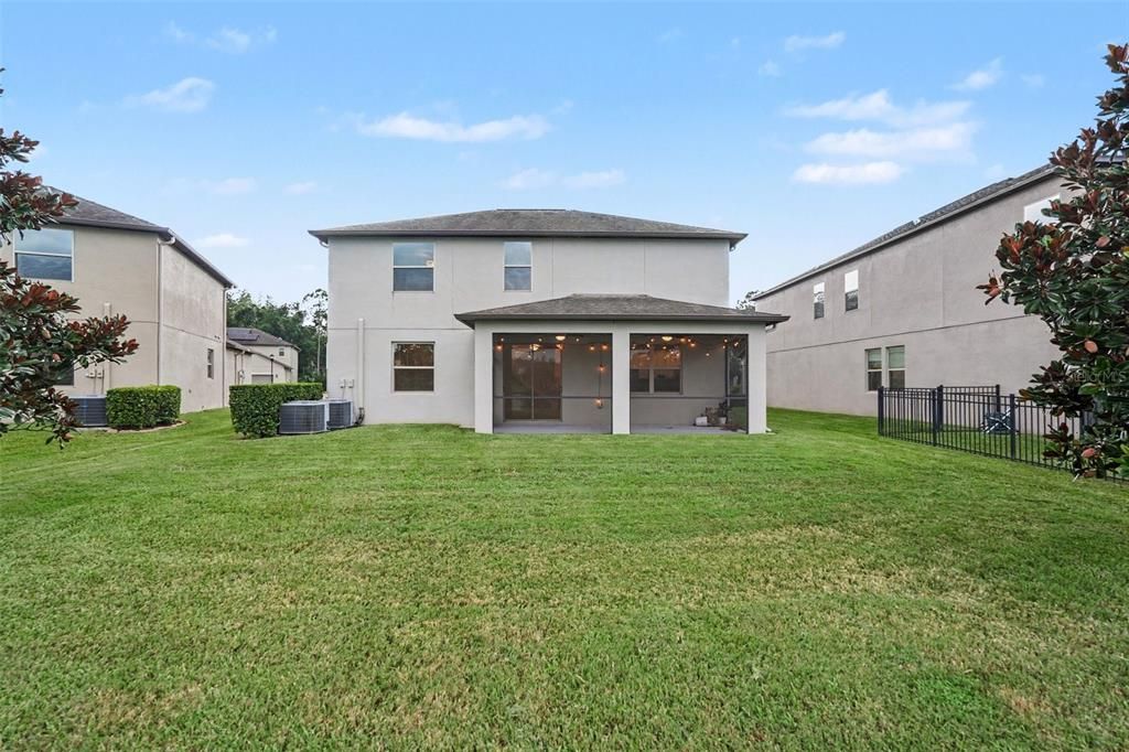 For Sale: $534,999 (4 beds, 3 baths, 2529 Square Feet)